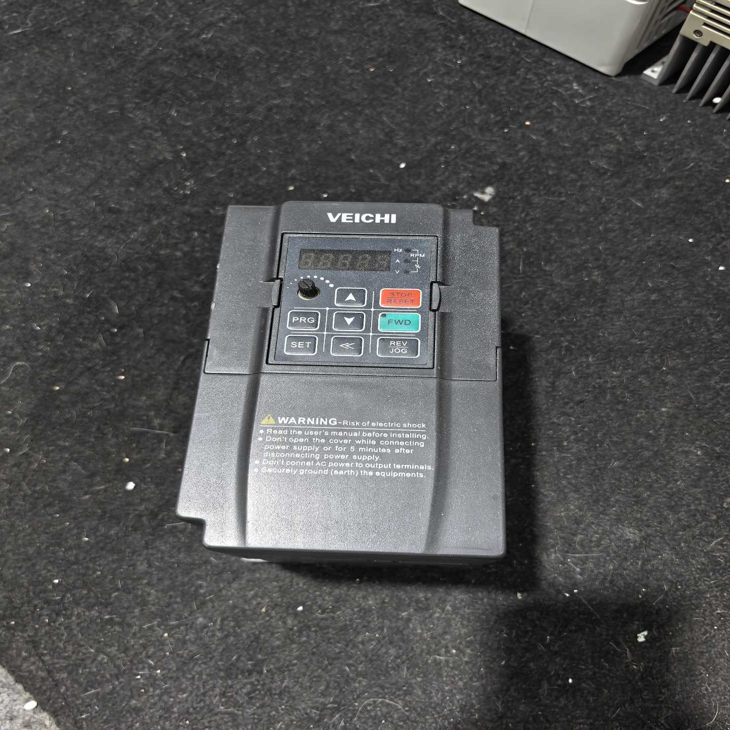 伟创变频器AC70E-S2-2R2G2.2KW220V二