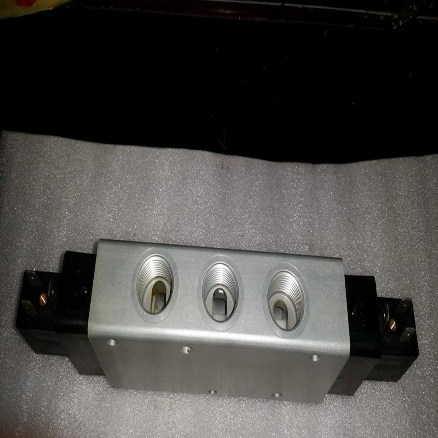 议价2电磁阀V63D511A-A2,标价不含线圈,现货