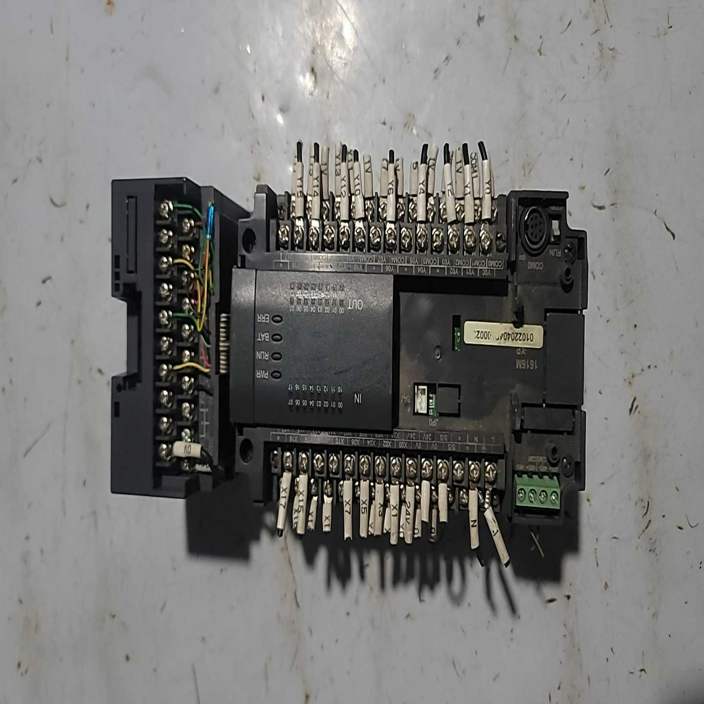 汇川PLCH2U-1616MR-XP，拆机实物拍摄，成色实--议价商品