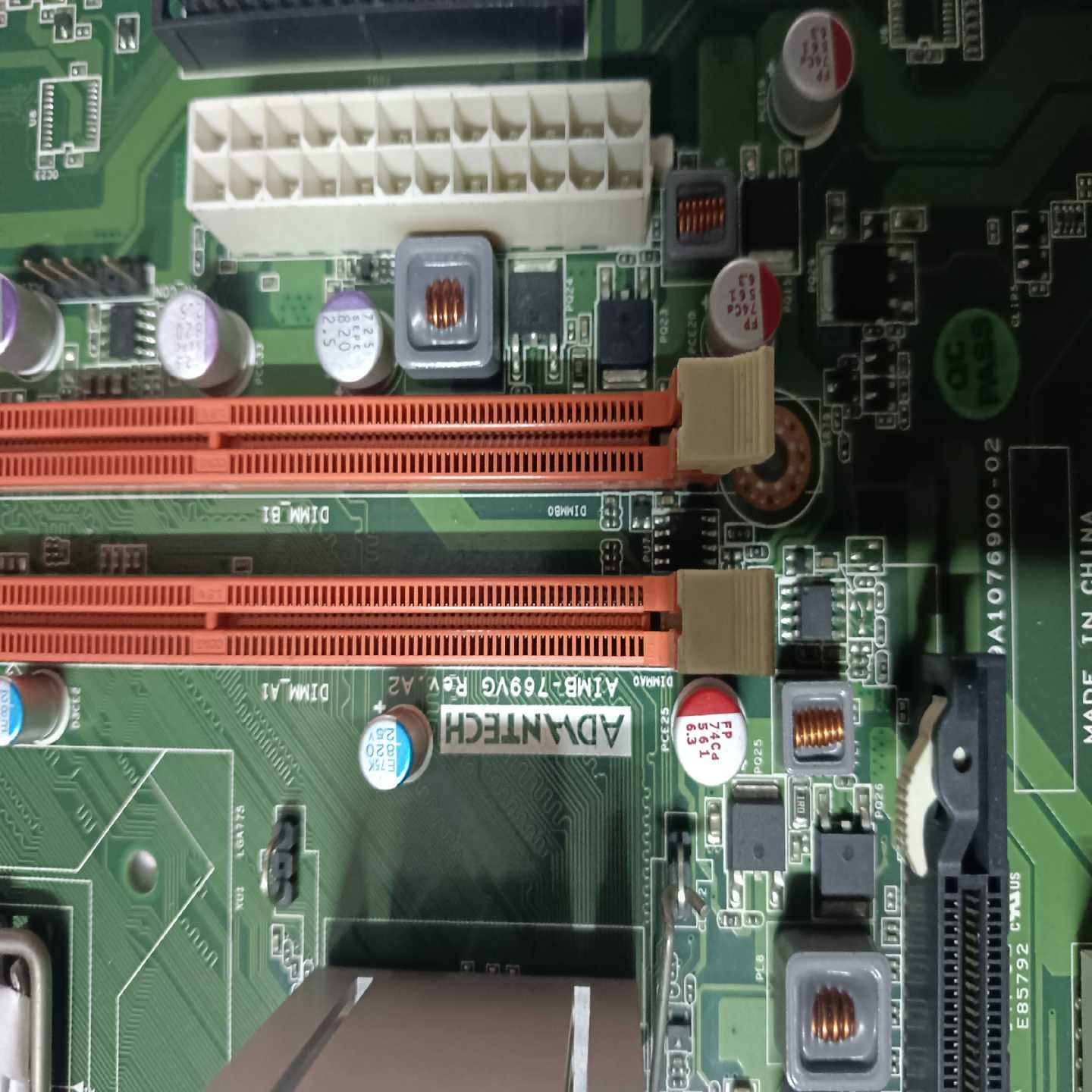 (重工机械)工业级IM-76V主板，实物图，全功能正常，