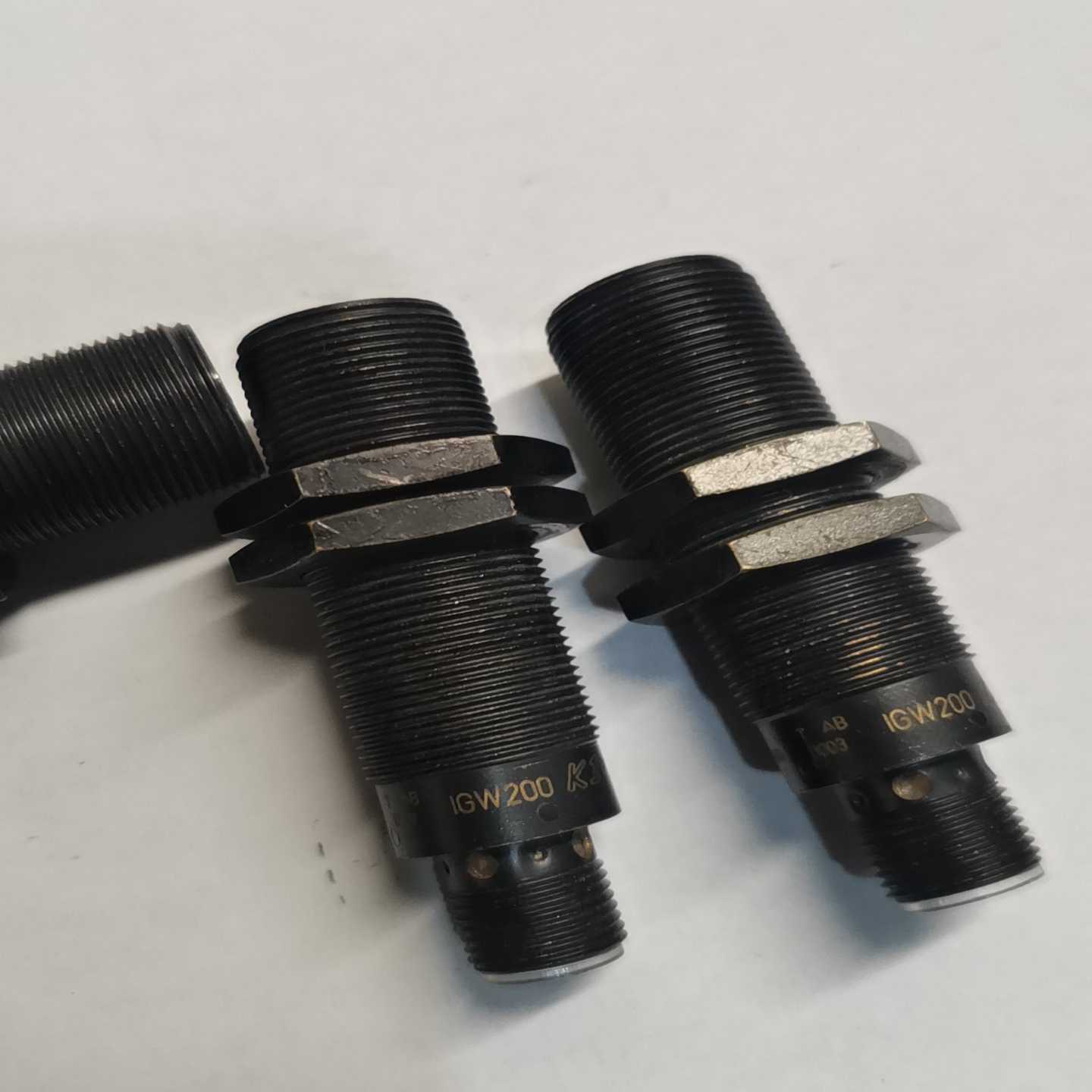 IFM IGW200接近开关。（电子设备）