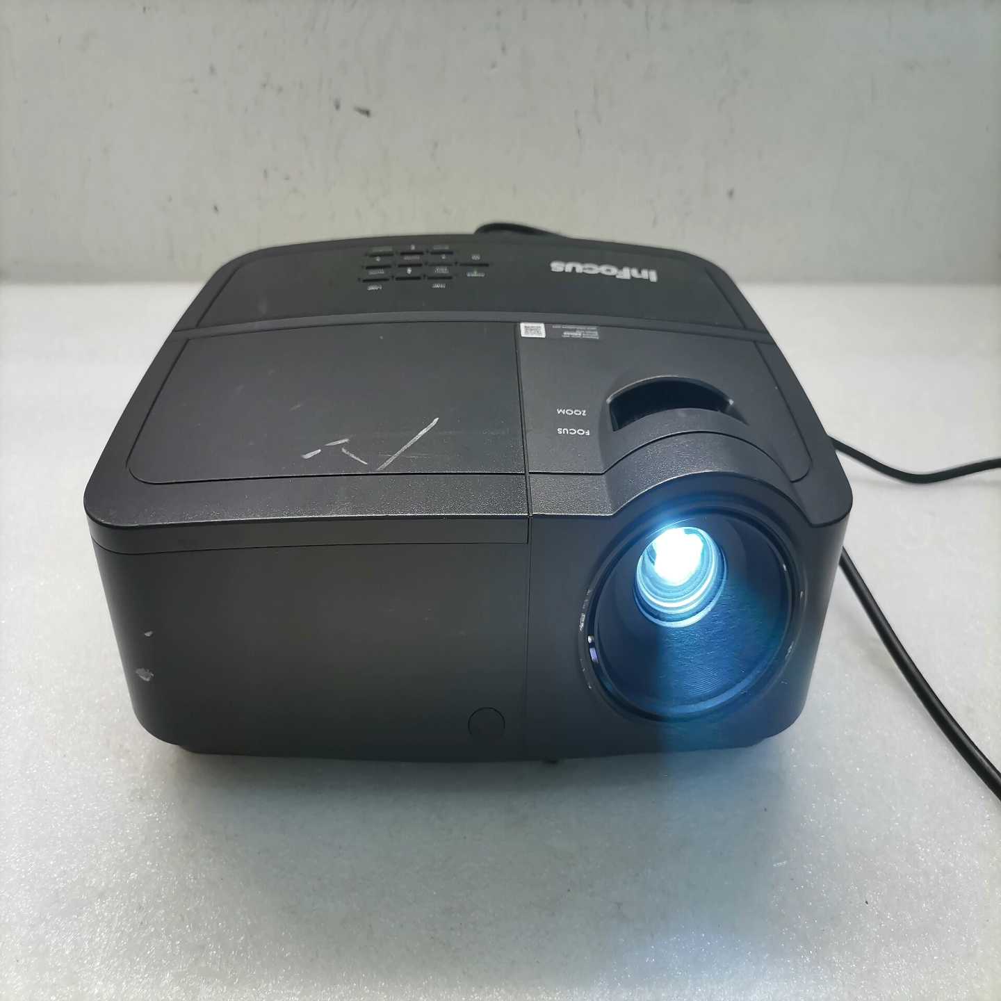 富可视IN112X投影机1台，使用了18小时，没有遥控器，邮--议价商