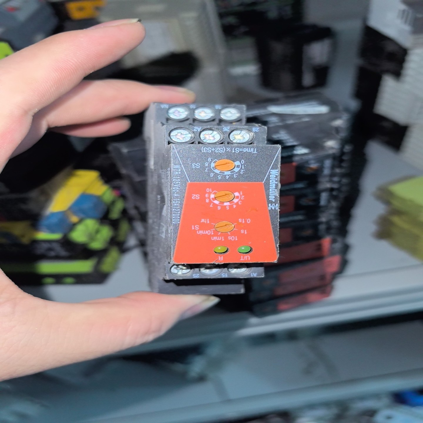 WTR125Vdc-A125VdC间继电器154127