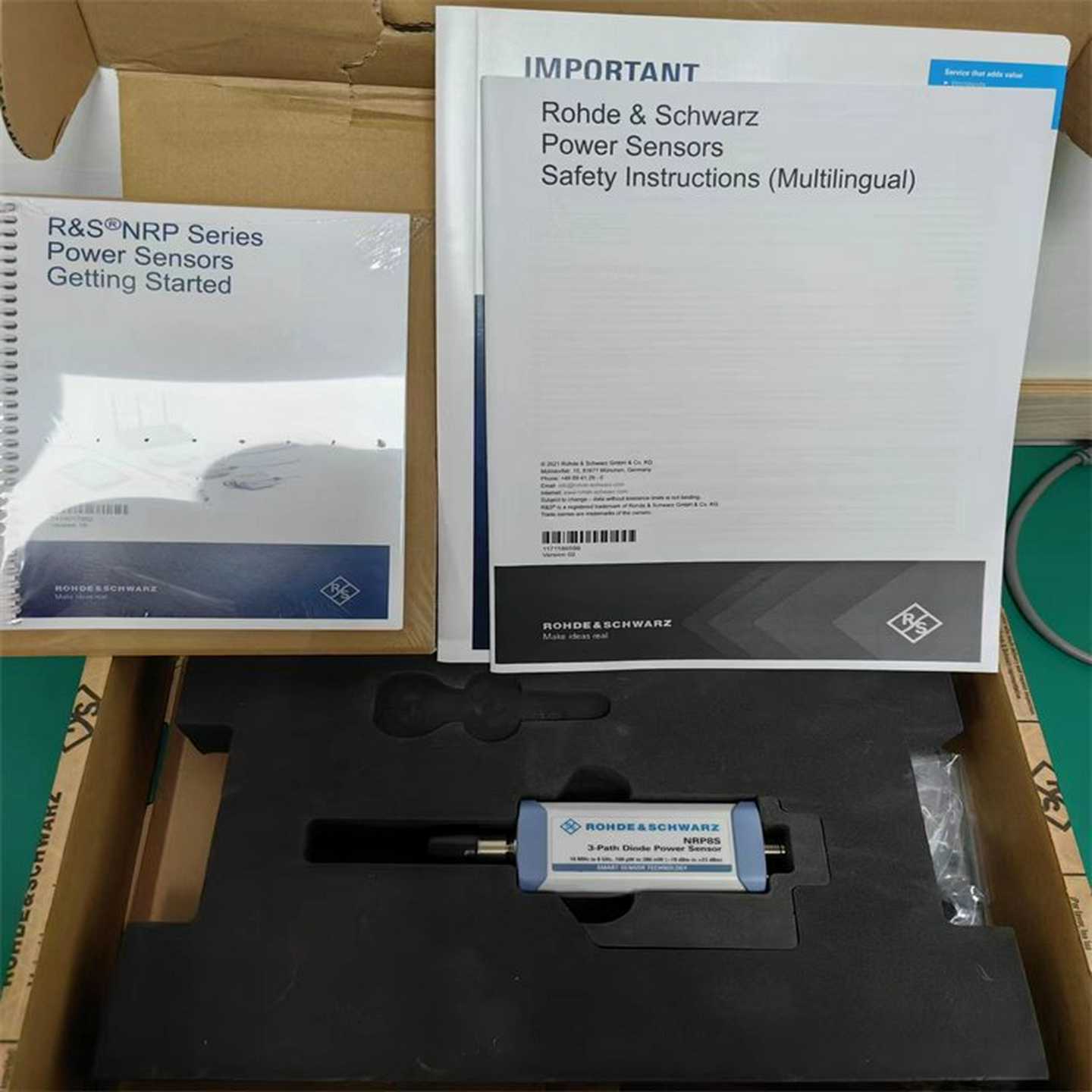 销售回收罗德施瓦茨NRP33S功率传感器NRP-Z8o1