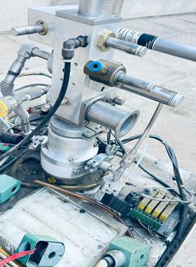 普发分子泵 TPH 062 实物拍摄，需要马上拆，还在机器架~议价