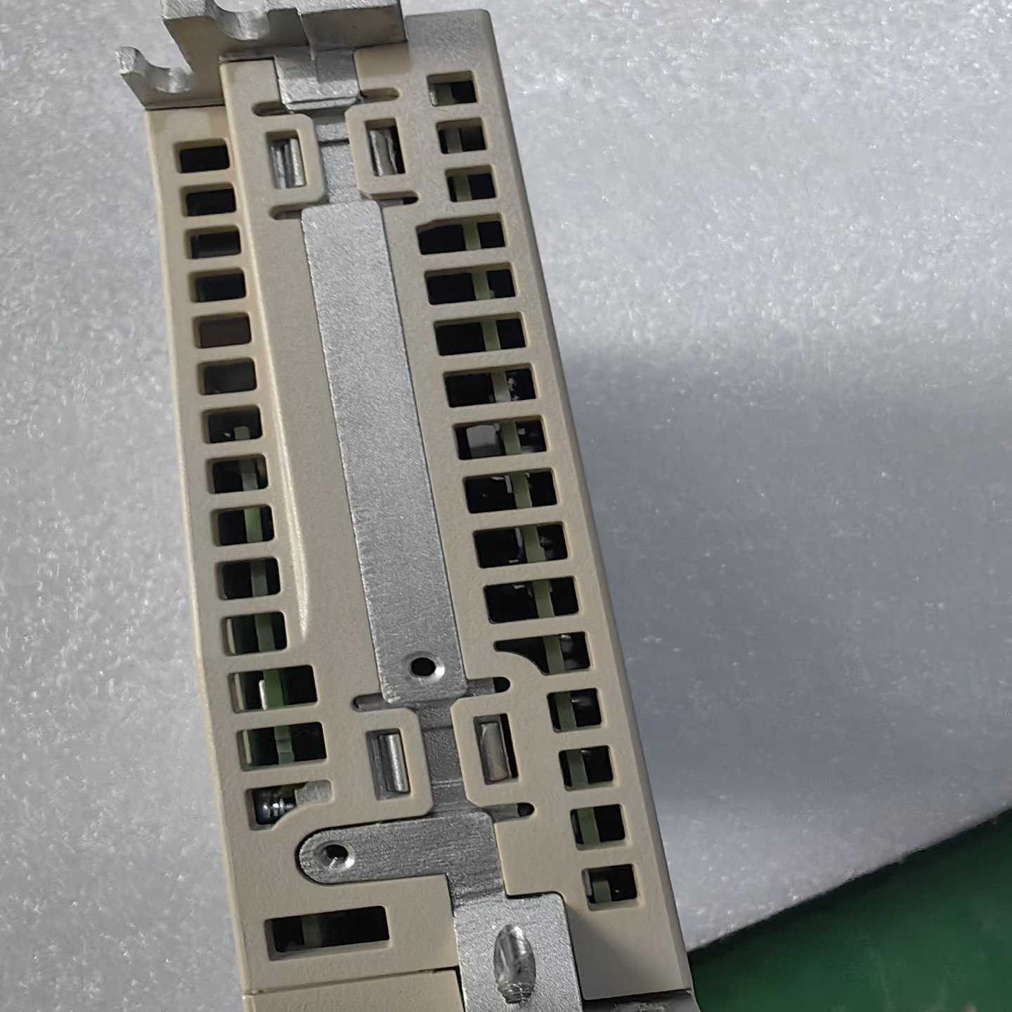 【议价】SGD7S-1R6A20A安川伺服驱动器功能质保