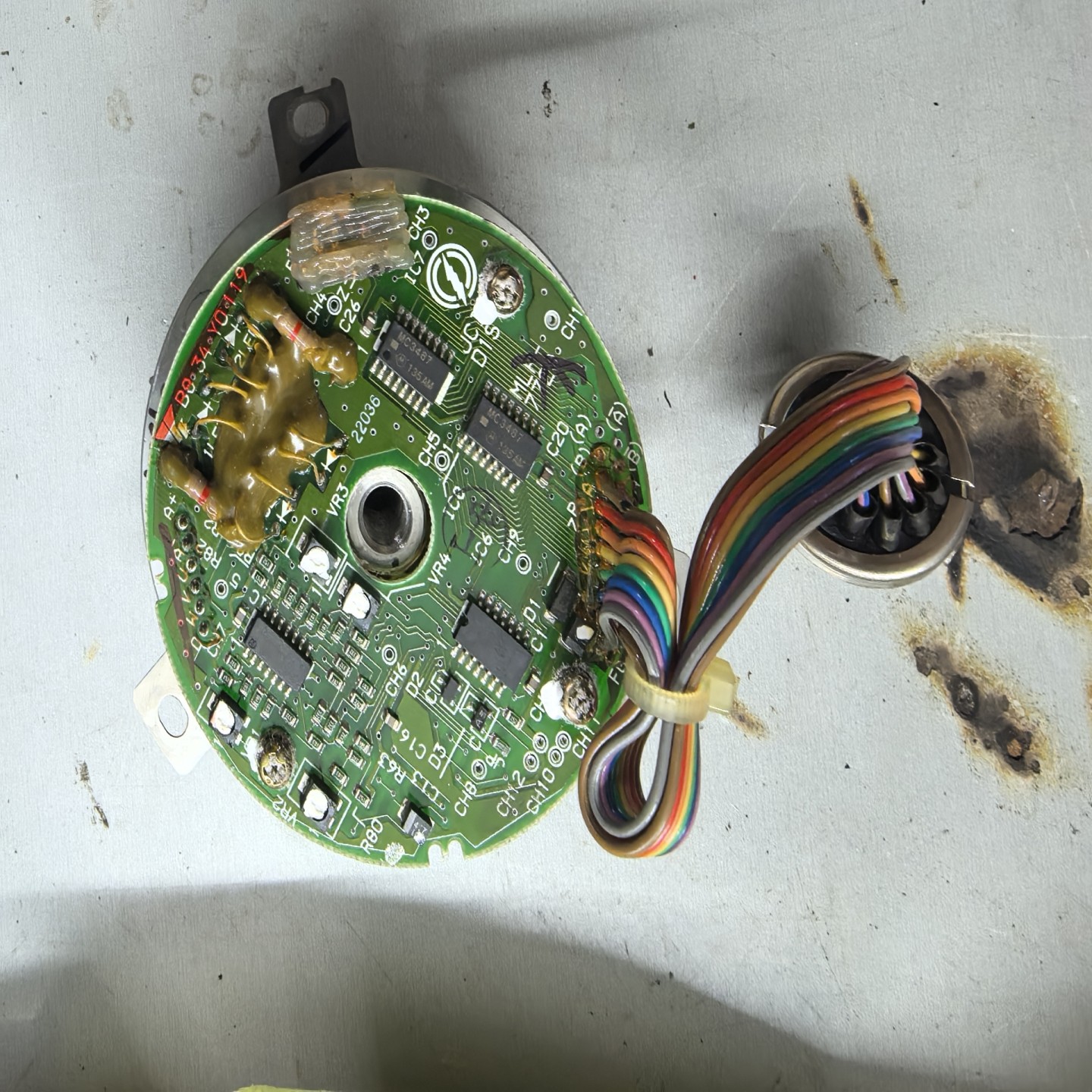 原装安川AC伺服电机编码器,型MLP-7728,09年制,功--议价商品