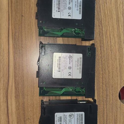 询-IC693CPU331CE裸机成色如图功能齐全