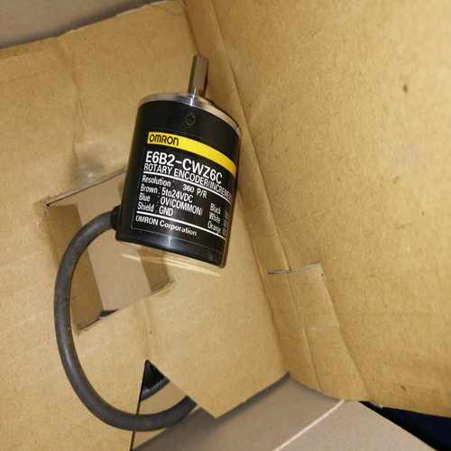 光电编码器，E6A2一CW5C，有包装，库存时间长~询价