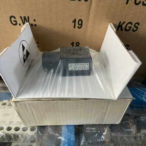 出全新的雅马哈电子元件，型号为VCV-1020-1A81，全~议价