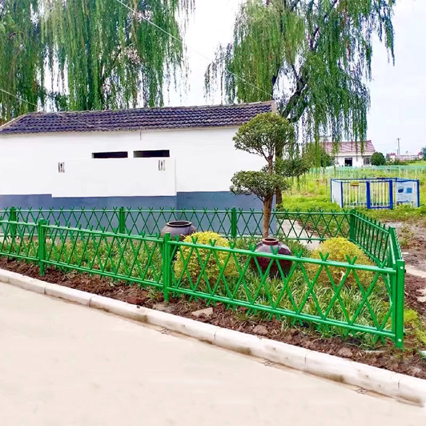 仿竹护栏不锈钢花园景区庭院栅栏新农村防竹篱笆户外绿化竹节围栏