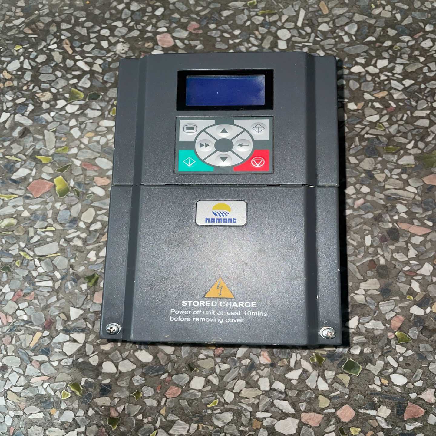 拆机海普蒙特变频器HD3N-4T7P5G-TD017.5k--议价商品