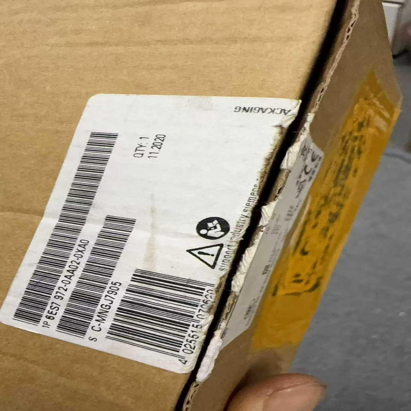 西门子中继器模块，型号6ES7972-0AA02-0XA0，