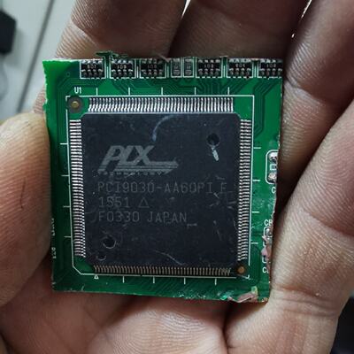 切板PCI9030-AA60PIF数量两个，打包价600元--议价商品