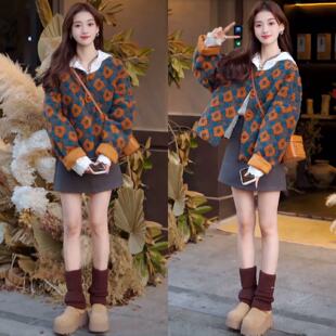 韩系搭配一整套冬装小香风时尚立体花朵外套针织衫半身裙三件套装