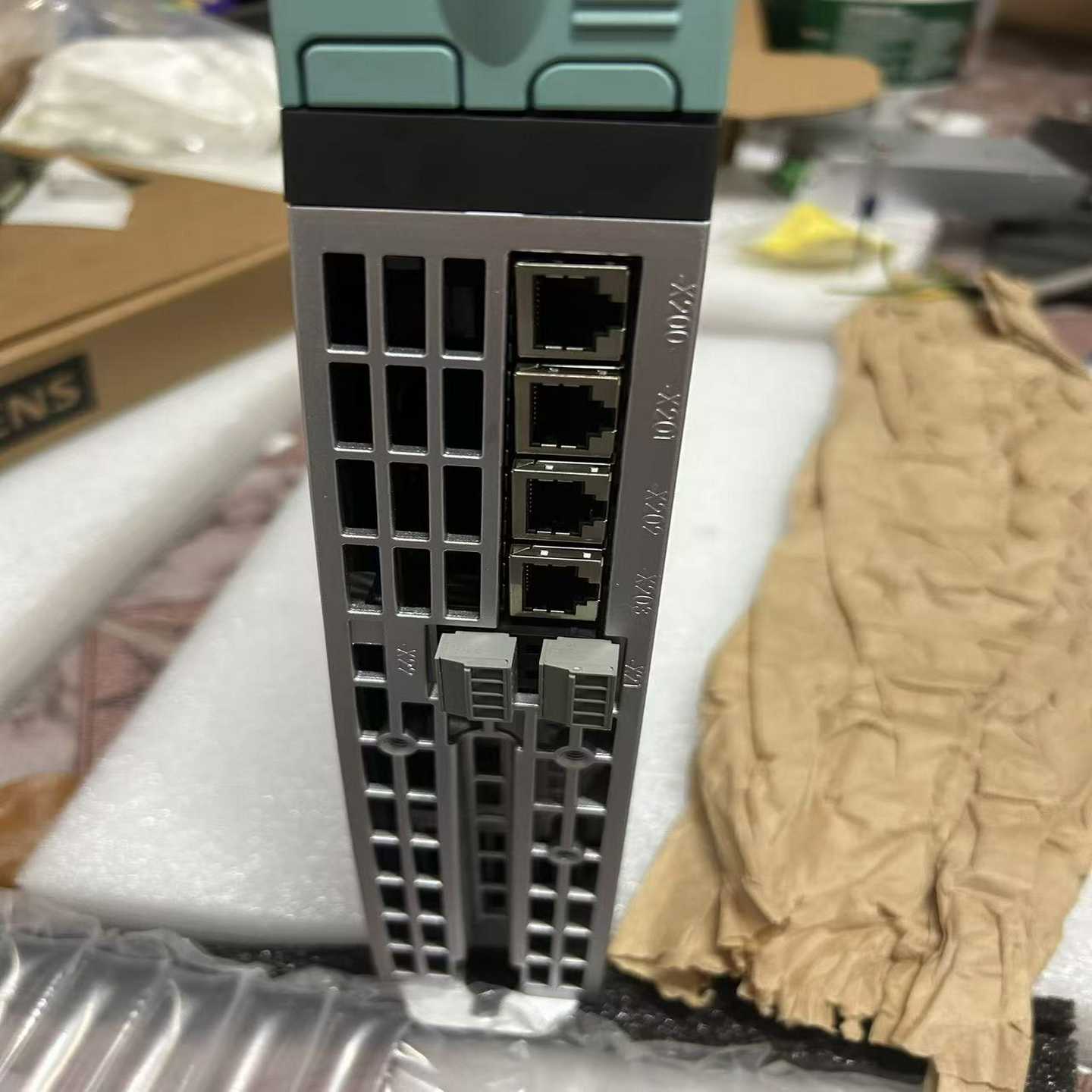 （霸霸电子）6SL3120-2TE13-0AA4