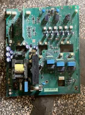 （洋洋设备）ABB变频器驱动板OINT4610C，成色如图。有磕碰、