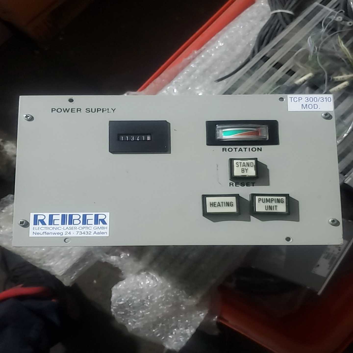 普发分子泵控制器TCP300，如图，运费询价