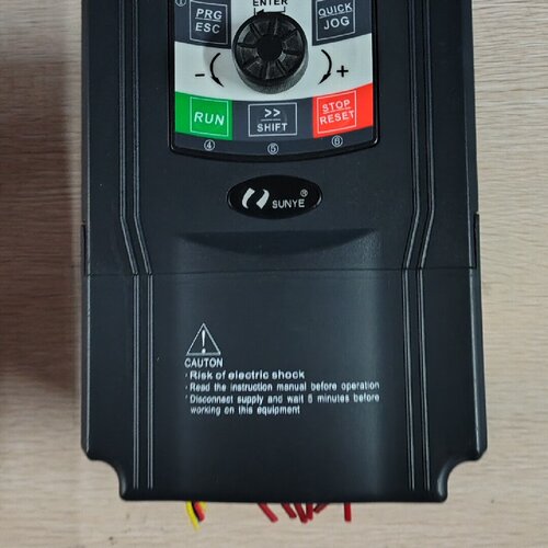 询价*日业变频器CM530A04T2R2G4R0PB