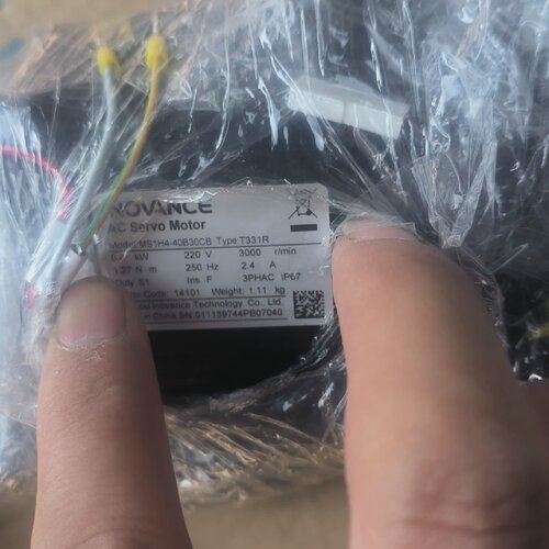 寻《汇川SV630NS2R8lMs1H4一40B30CB一T3