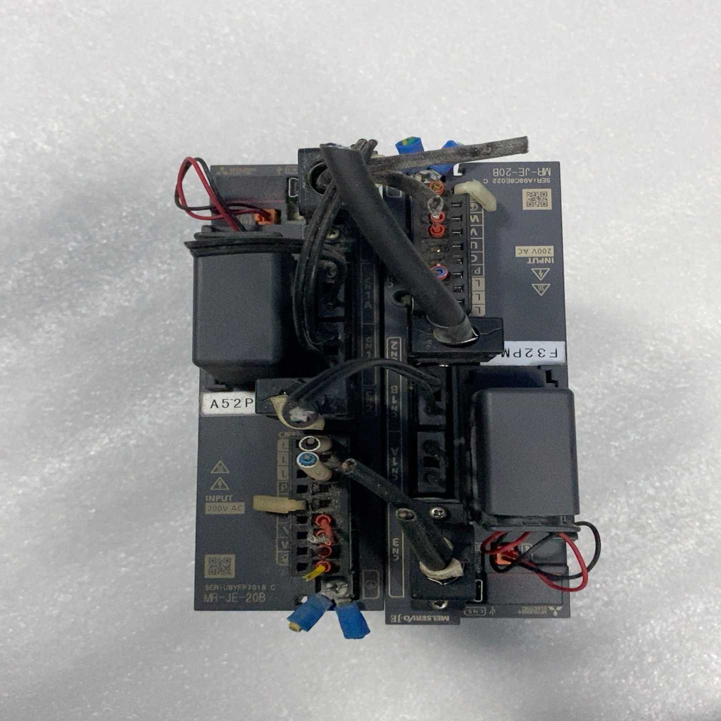 三菱伺服驱动器MR-JE-20B.成色新,功能好,配件齐--议价商品