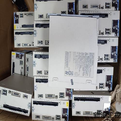 安川 SGPMS-6R0A10A 13KW伺服驱动器 功能议价商品