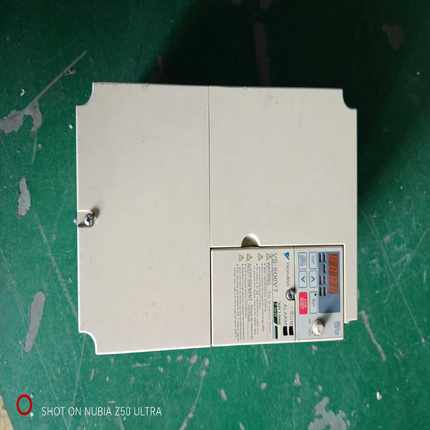 VS-606V7CIMR-V7AT47P5变频器7.5k