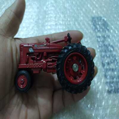 询价1/43ERTL法玛尔拖拉机模型