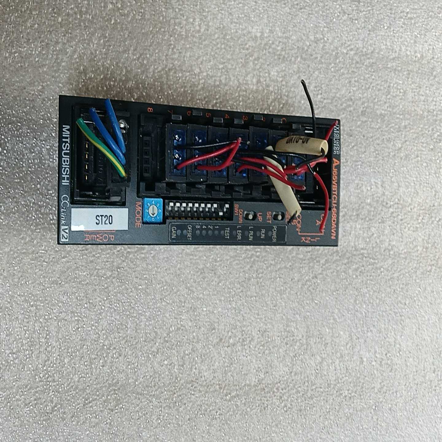 询价MITSUBISHI三菱模块AJ65VBTCU-68DA