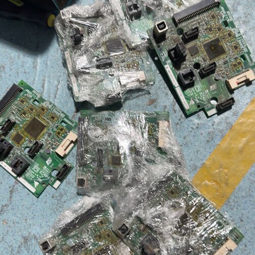 【询价】安川变频器主板etc740110-s7015