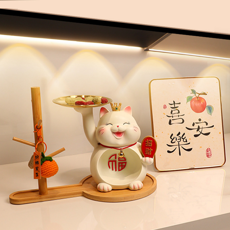 招财猫摆件入户门钥匙收纳玄关客厅新年玄关装饰摆件家庭场景
