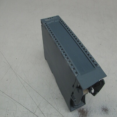 SIEMENS SIPLUS 6AG15221BL007AB0 DQ32x24VDC0.5A ST DIGITAL OU