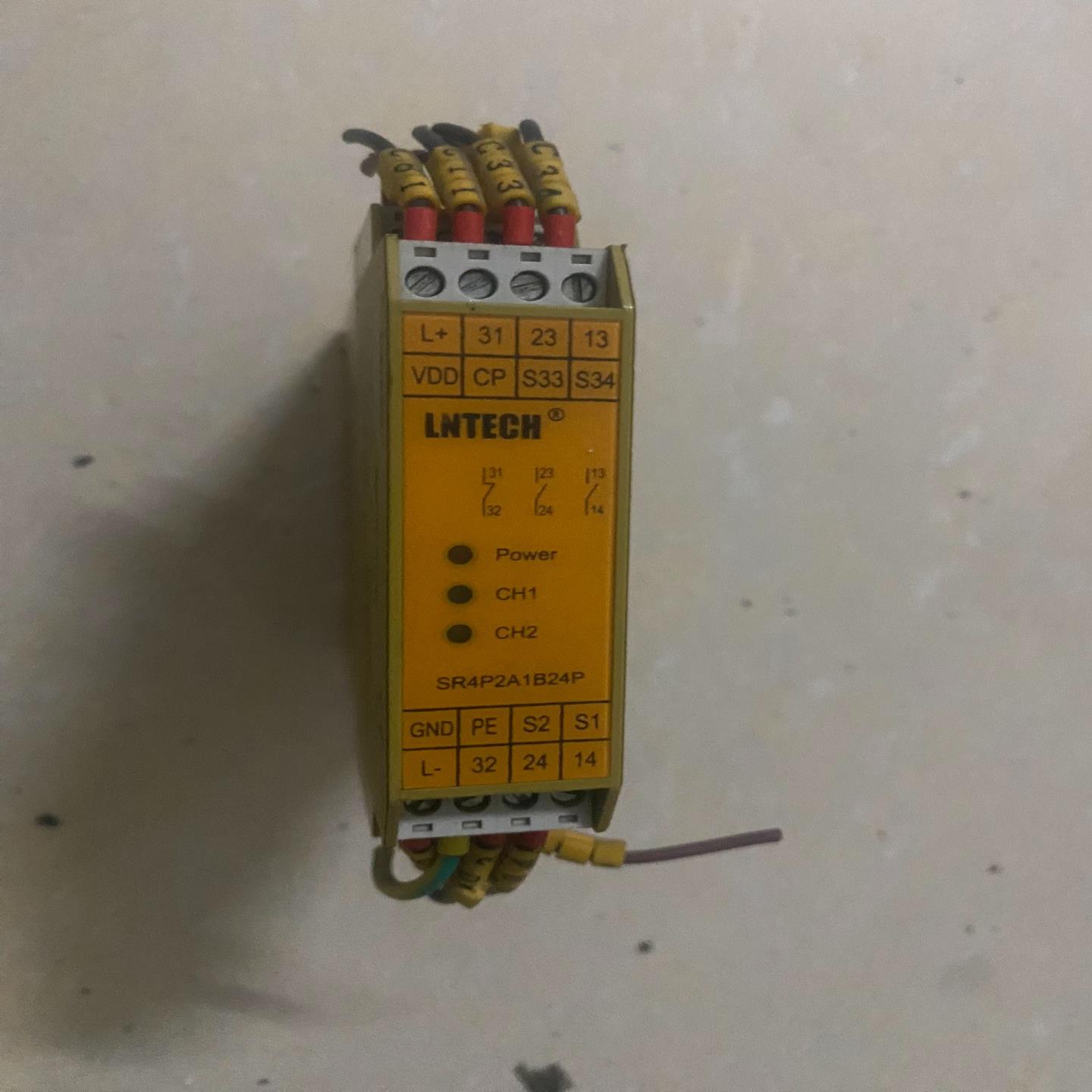 【请询价】lntech SR4P2A1B24P 二手拆机实物图 4