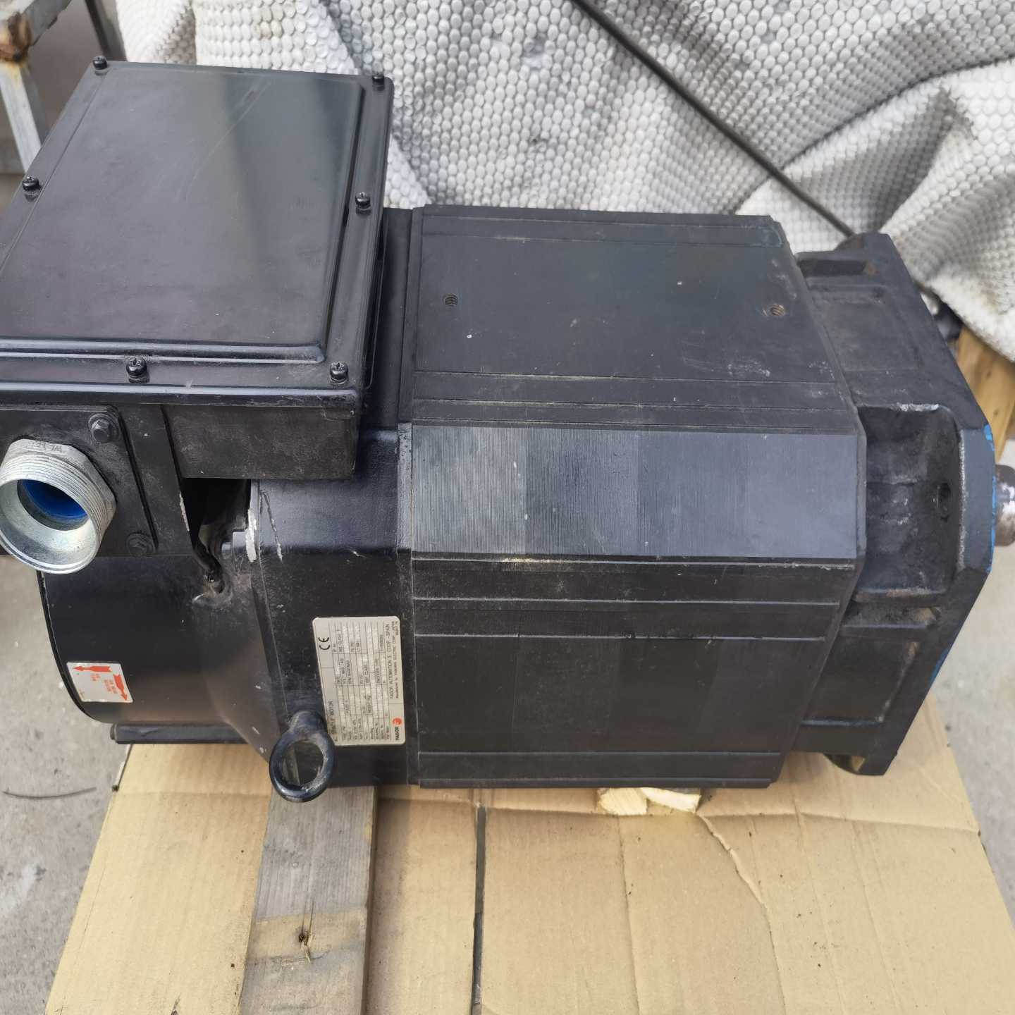 议N价发格主轴FM7-A220-S1C1-E01伺服主轴电机现货/维修