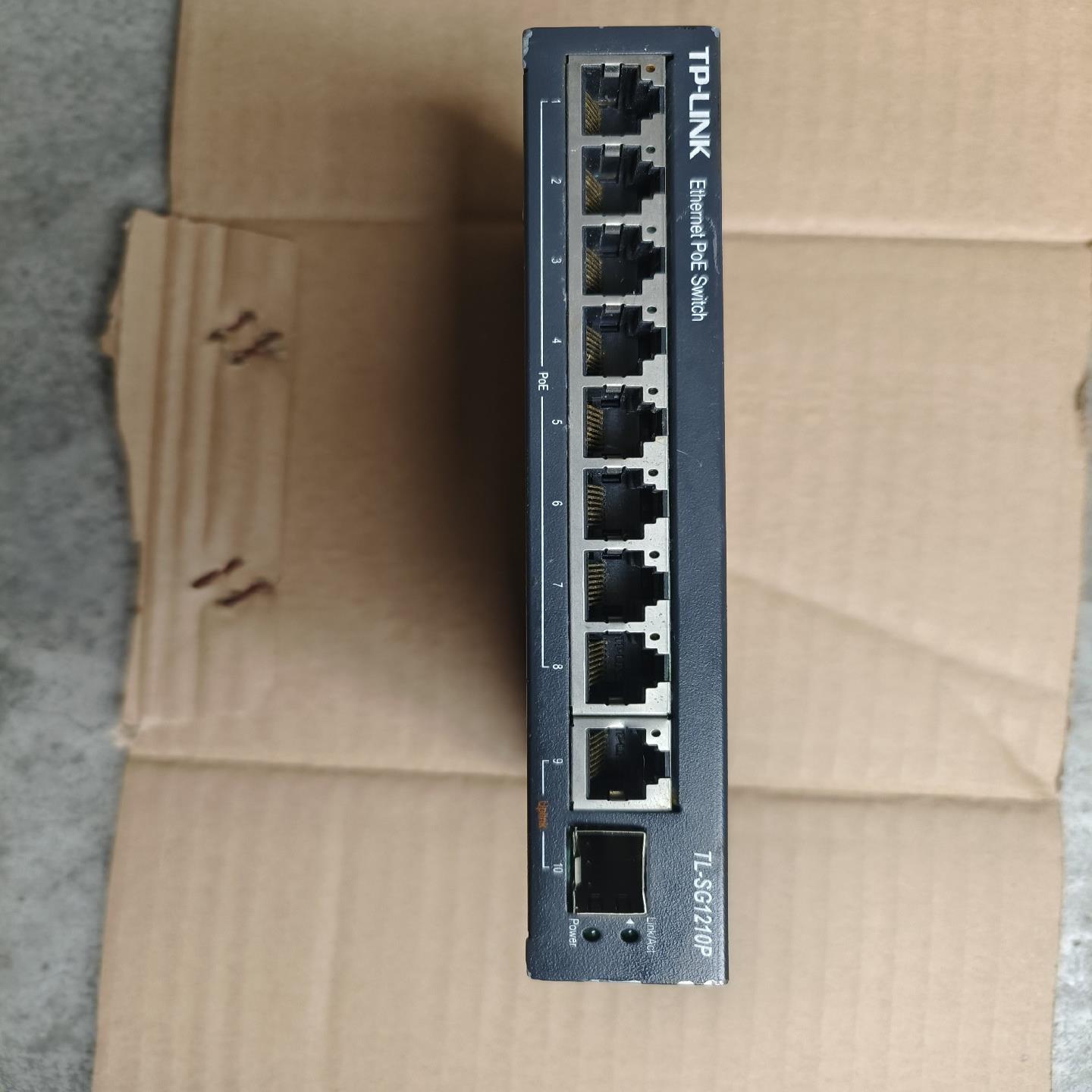 TP-LINKTL-SG1210P8口poe全千兆以--议价商品