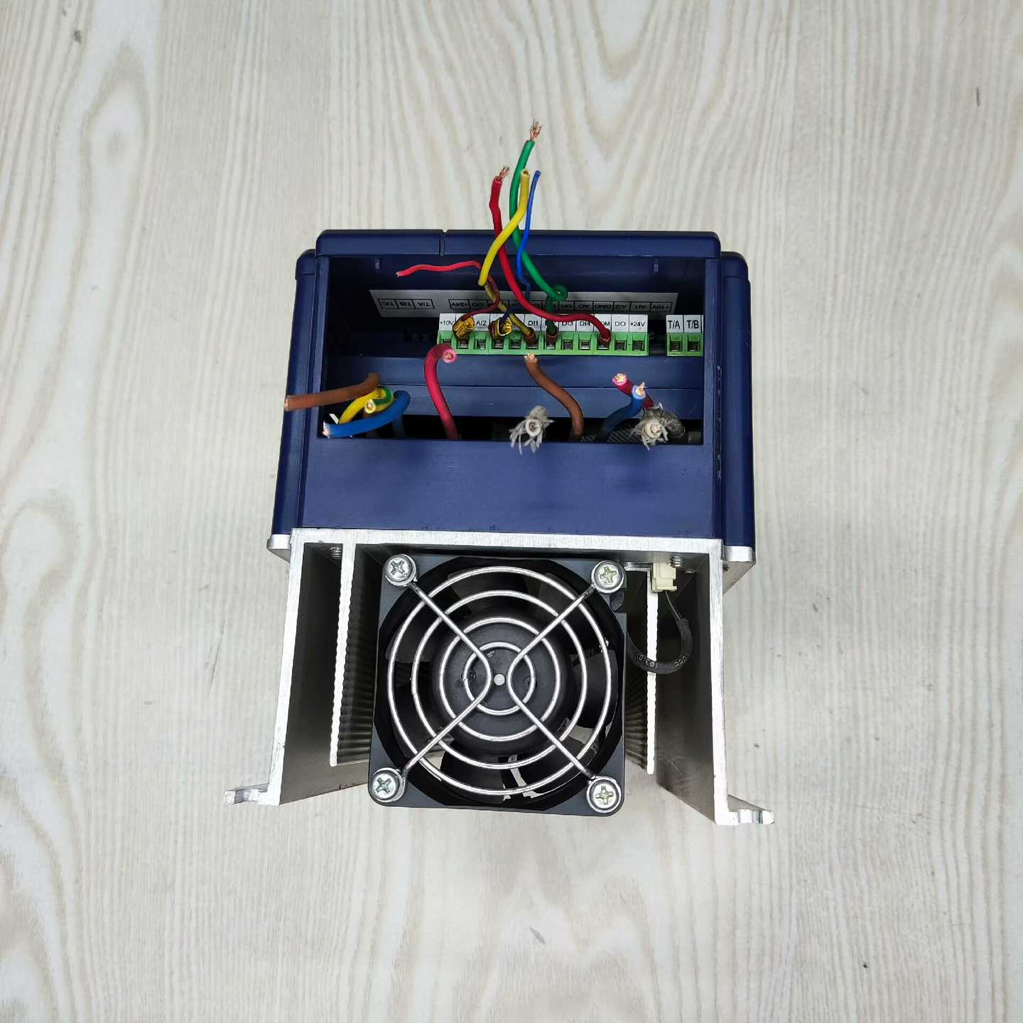 议价汇川变频器2.2kw/380vM汇川MD300T现货/维修