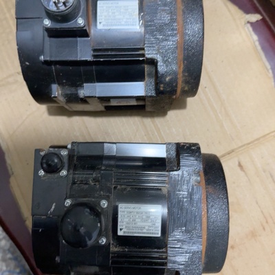 议价SGMTV08A3AYK13伺服电机两台件议价