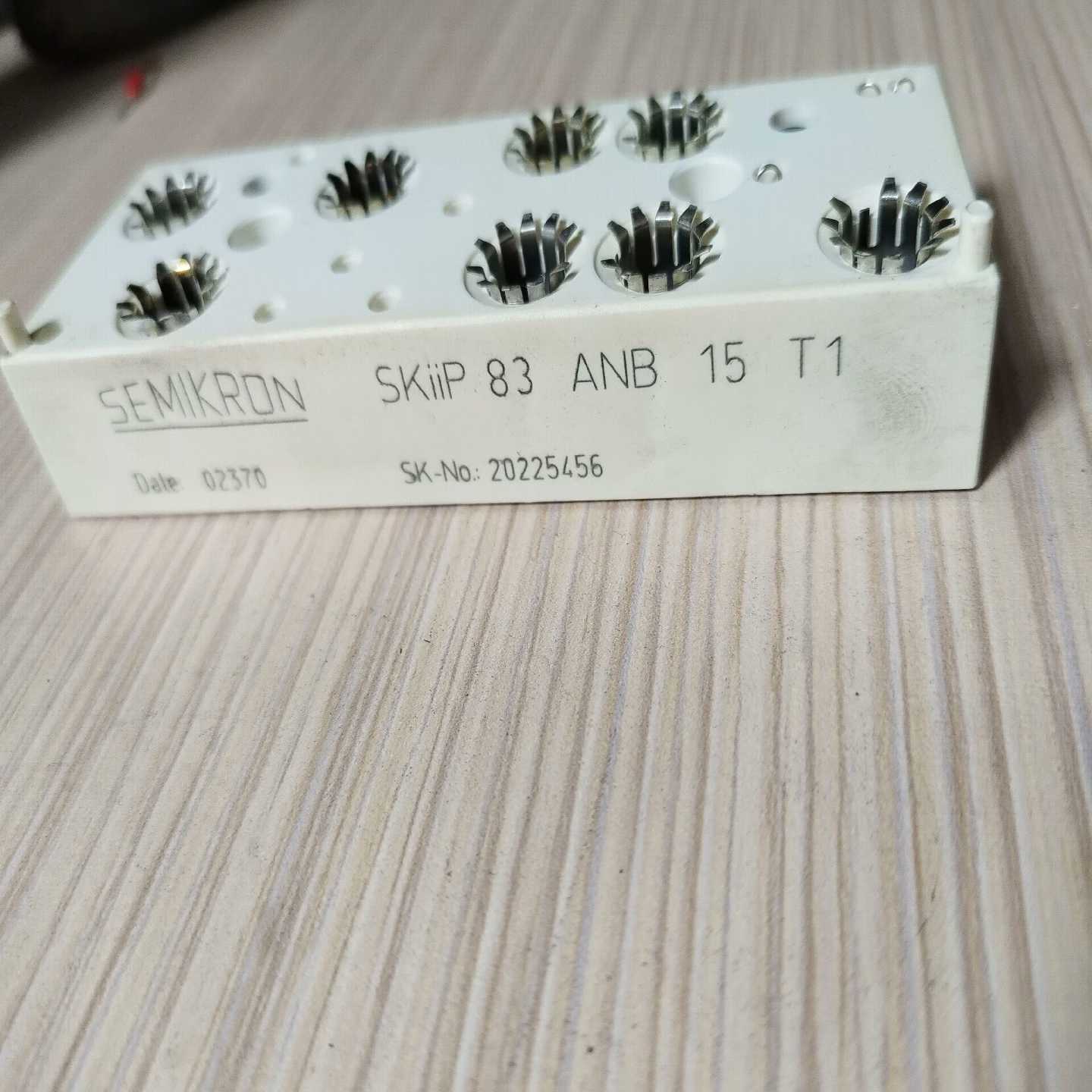 西门康整流模块SKIIP83ANB15T1包询价