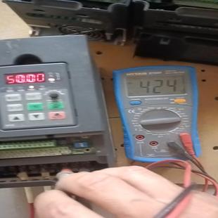 变频器康沃CVF 4T0037CR 落红设备 3.7kw