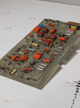 Cavitron20439/20440电路板组件如图所示,有点脏