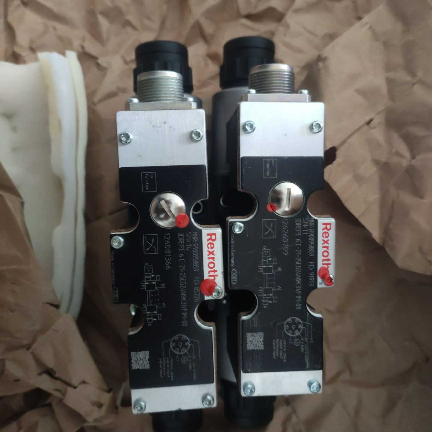 4WRAE10E60-2Xw/G24N9K31/F1V力士乐比例阀库存供应