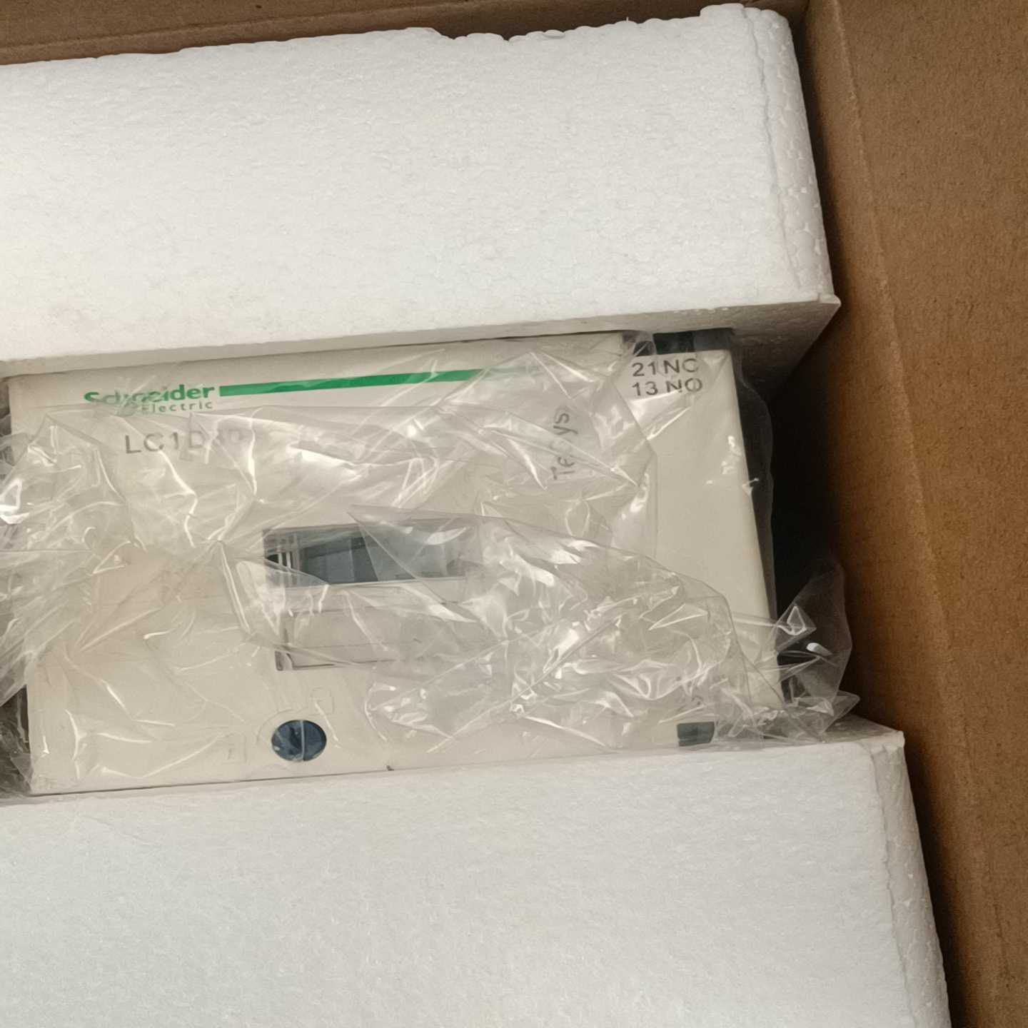 施耐德接触器LC1D80M7CAC22实物拍摄有2台打-询价客服