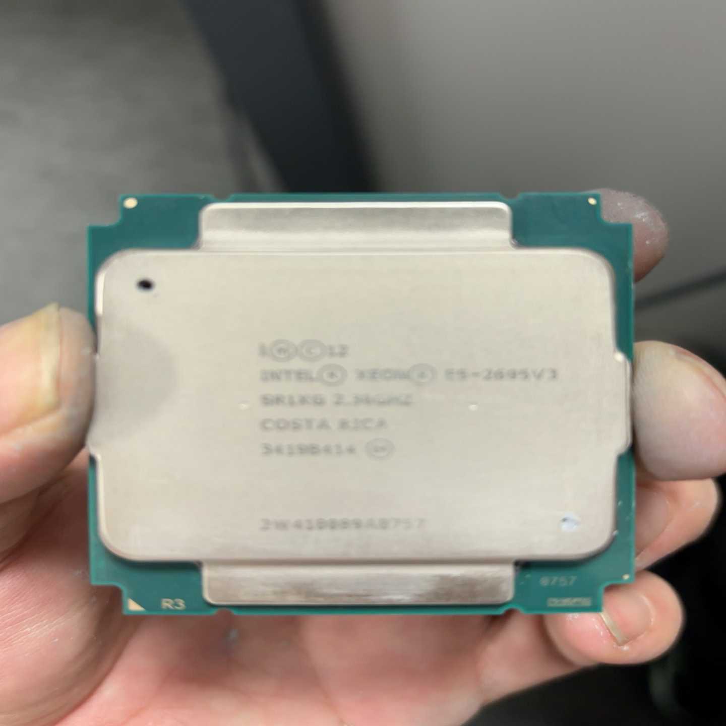 询价E5-2695v3正式版一年包换送硅胶