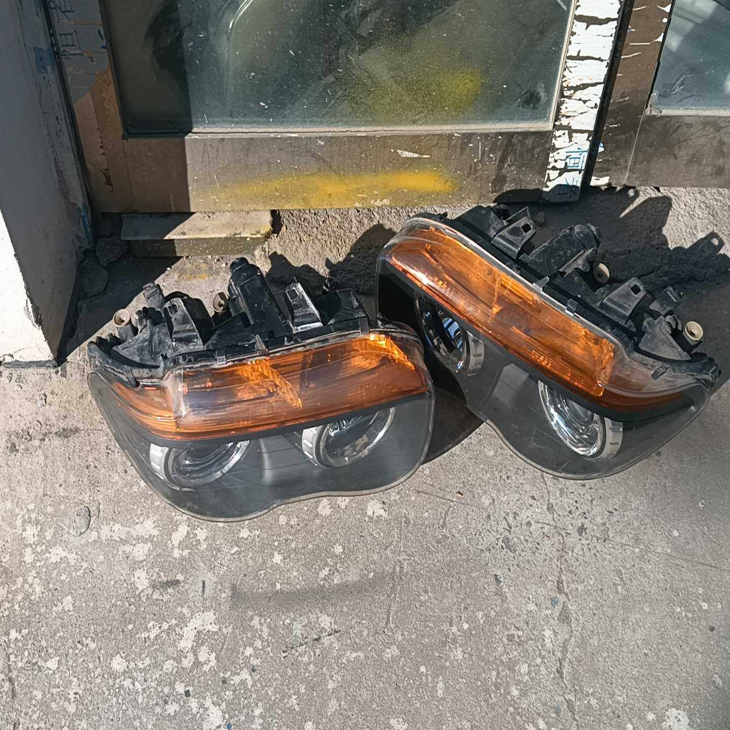 老款宝马7系e66原厂拆车大灯总成--议价商品