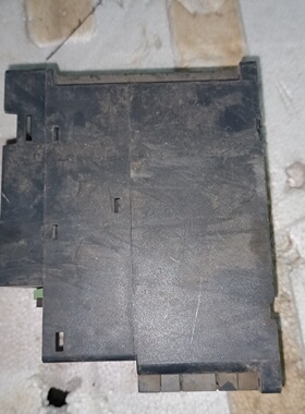 英捷思变频器Y900-0055G3，5.5KW功率，380V--议价商品