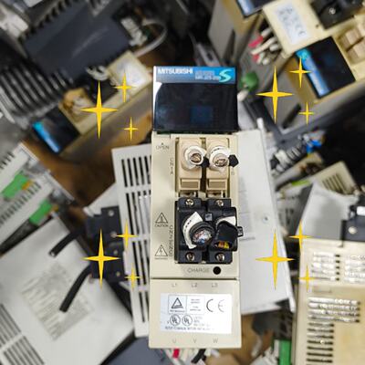 议价Mitsubishi Servo Drive MrJ2s20B 200W ThreePhase 2002适用