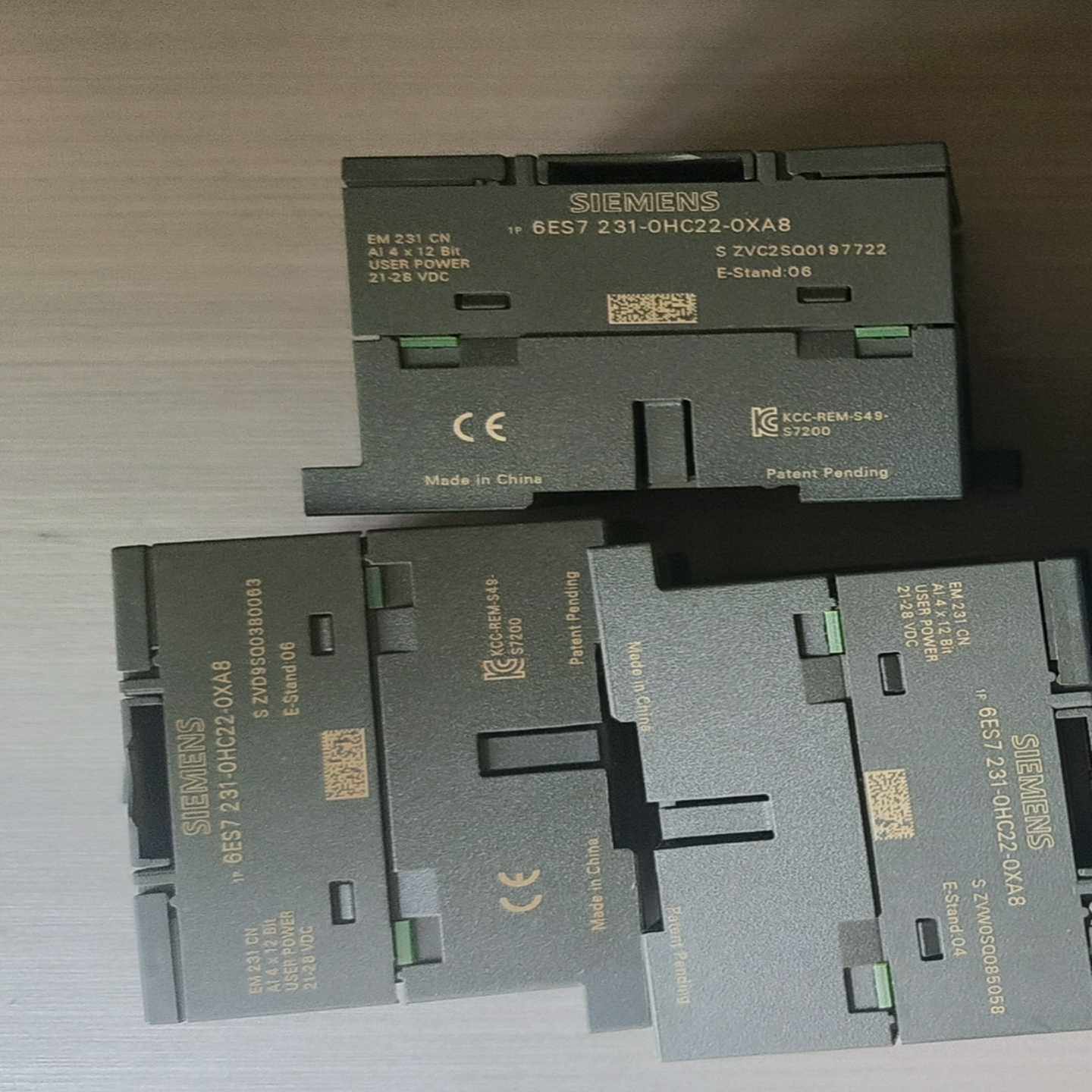 西门子EM231CN模块，型号6ES7231-0HC22--议价商品