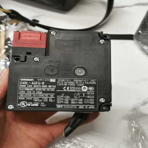【议价】电磁锁安全门开关D4NL-2GFG-B4GFG-B适用