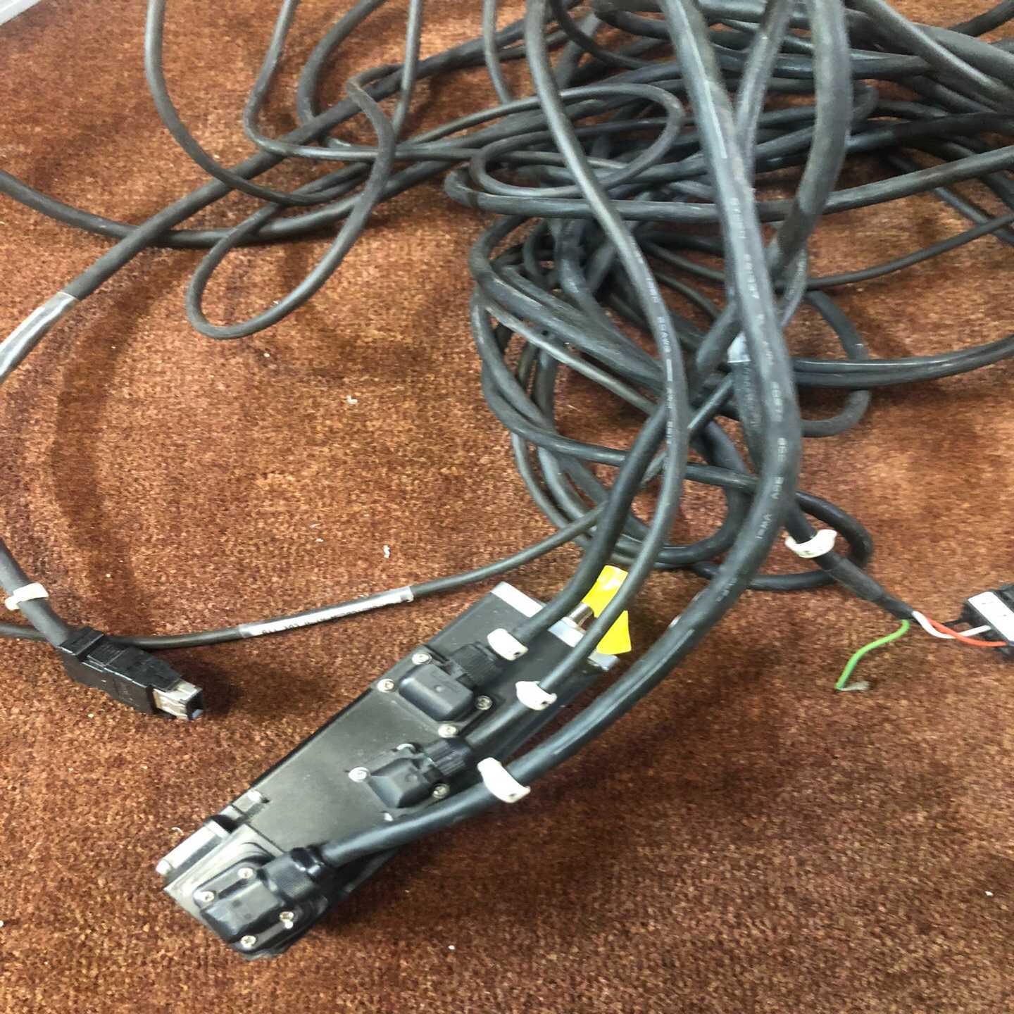 （霸霸电子）油泵PV140R1K1T1NMR1液压泵PV270/046/