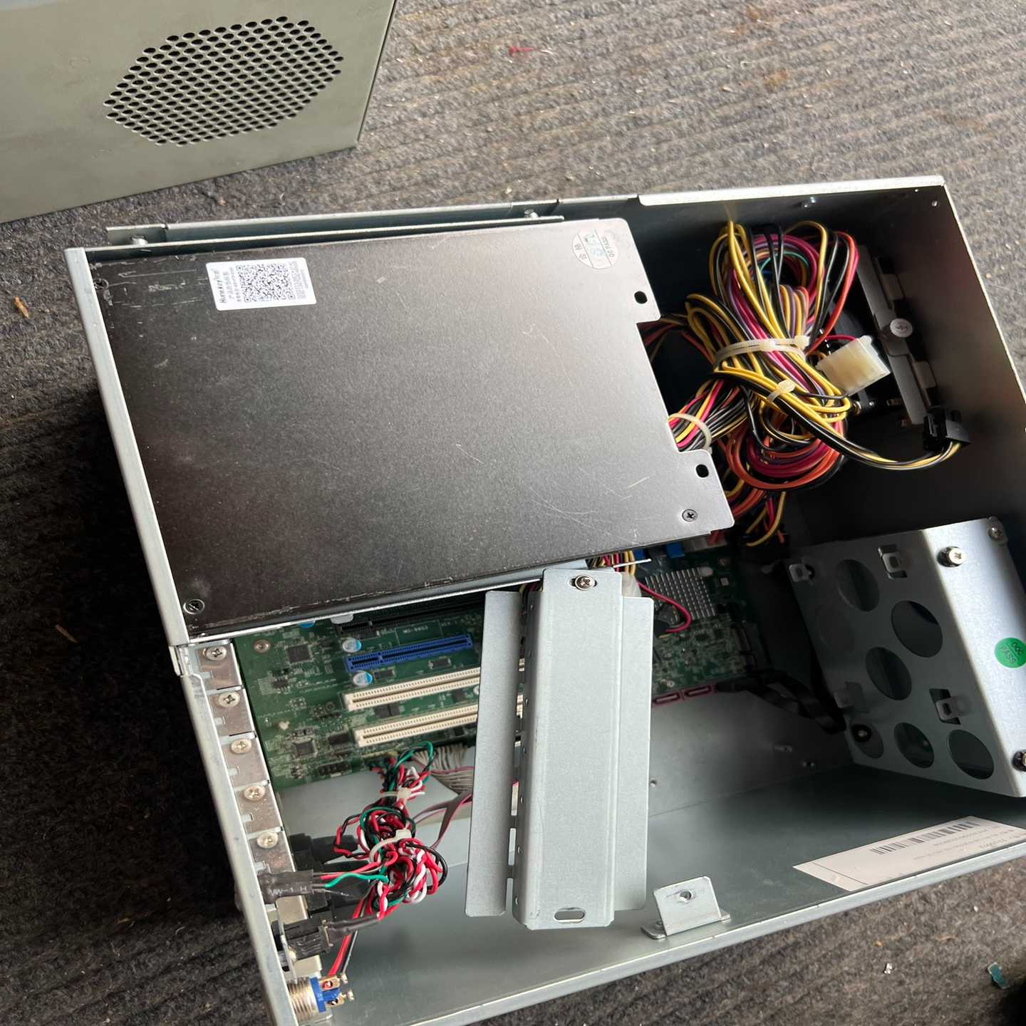 议价艾讯SYM86360V4GA工控N机主板4个千兆网口两台现货/维修